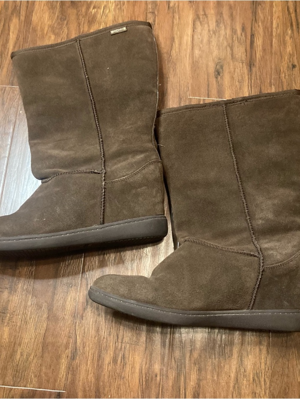 Skechers Women's Dark Brown Suede Mid-Calf Winter Boots